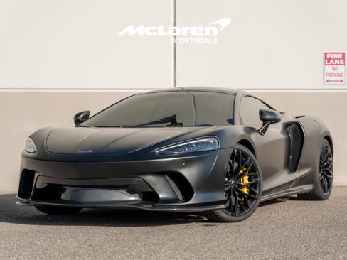 Used 2023 McLaren GT RWD image 2