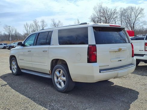 Used 2015 Chevrolet Suburban LTZ image 6