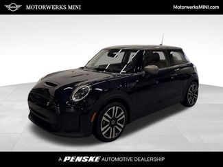 Certified 2024 MINI Cooper SE FWD video 1