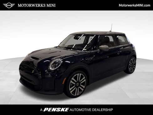 Certified 2024 MINI Cooper SE FWD image 1