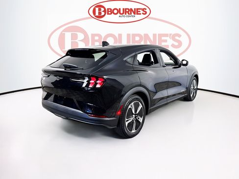 Used 2022 Ford Mustang Mach-E Select image 10