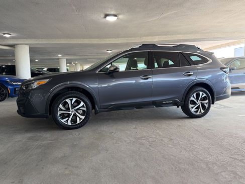 Used 2022 Subaru Outback Touring XT w/ Popular Package #2 image 2