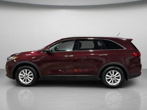 Used 2020 Kia Sorento LX w/ LX I4 Convenience Package image 7