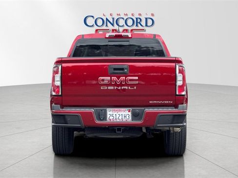 Used 2021 GMC Canyon Denali image 5