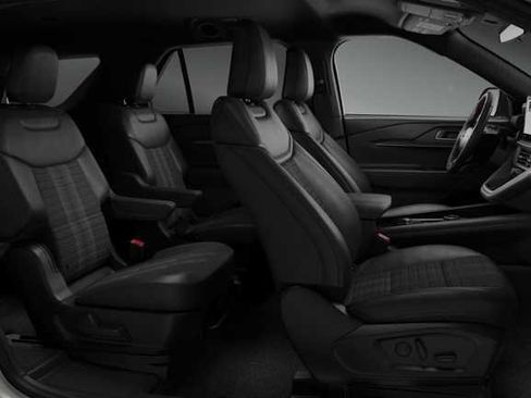 New 2026 Ford Explorer ST-Line image 6