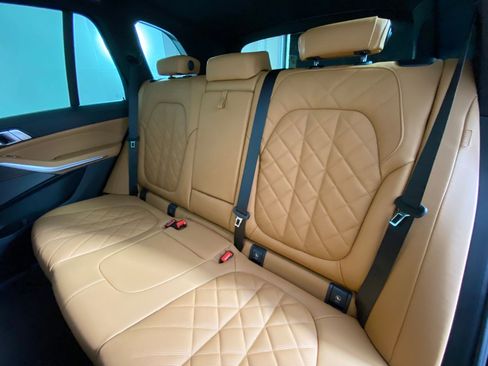 Used 2026 BMW X5 sDrive40i w/ Premium Package image 30