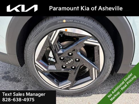New 2026 Kia K4 EX FWD image 30