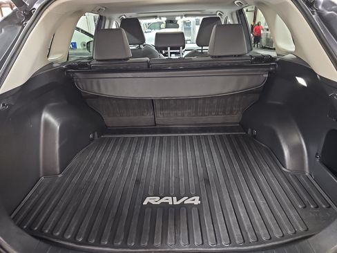 Used 2023 Toyota RAV4 XLE w/ Convenience Package FWD image 14