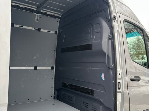 Used 2024 Mercedes-Benz Sprinter 144 Cargo w/ Parking Package image 27