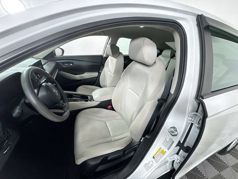 Used 2023 Honda Accord LX image 8