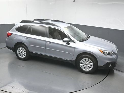 Used 2015 Subaru Outback 2.5i Premium AWD/4WD image 42