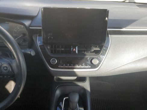 Used 2023 Toyota Corolla LE image 9