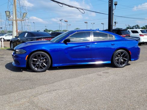 Used 2022 Dodge Charger GT w/ Blacktop Package RWD image 6