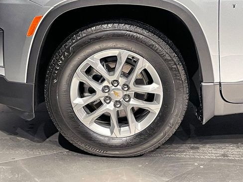 Used 2023 Chevrolet Traverse LS w/ Safety Package image 32