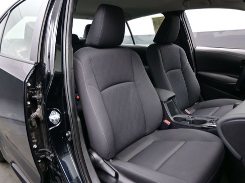 Used 2024 Toyota Corolla LE FWD image 13