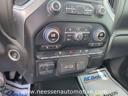 Used 2022 Chevrolet Silverado 2500 LT w/ Convenience Package image 28