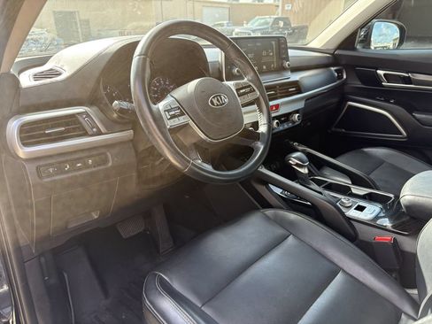 Certified 2021 Kia Telluride S FWD image 14