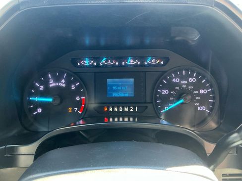 Used 2019 Ford F250 XL w/ Power Equipment Group image 19