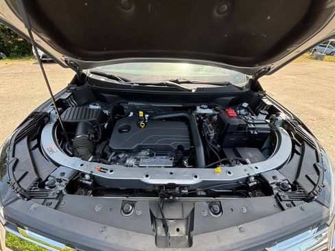 Used 2025 Chevrolet Equinox LT FWD image 28