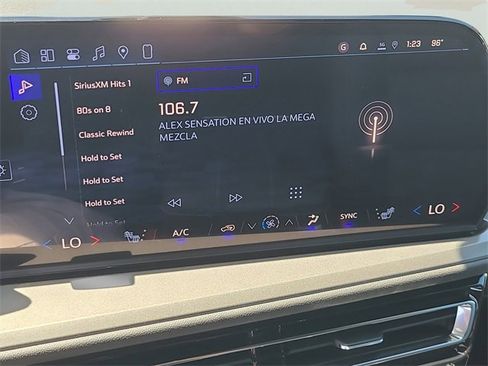 New 2026 Chevrolet Traverse LT w/ Midnight/Sport Edition image 32