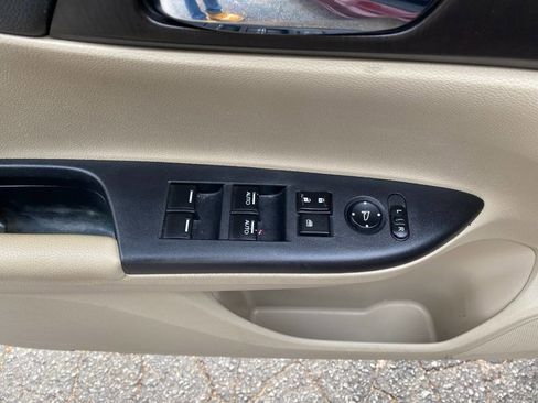 Used 2014 Honda Accord EX-L image 17