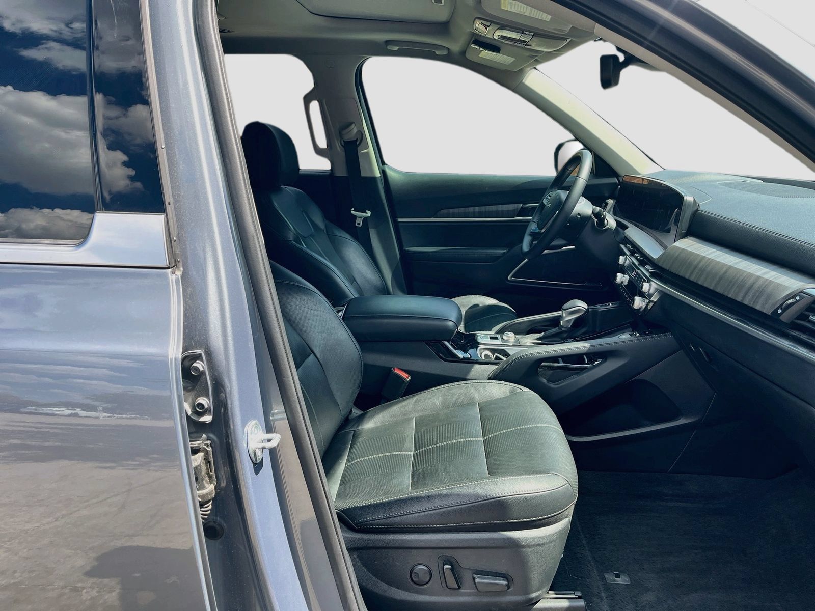 Used 2024 Kia Telluride SX FWD image 31
