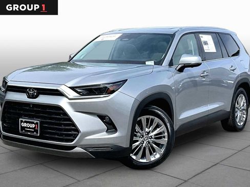 Certified 2024 Toyota Grand Highlander AWD image 1