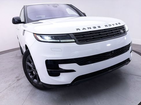 Used 2023 Land Rover Range Rover Sport SE AWD/4WD image 9