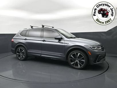 Used 2022 Volkswagen Tiguan SEL R-Line