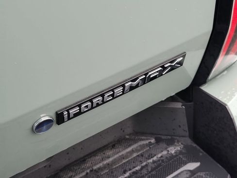 New 2025 Toyota Tundra Platinum image 8