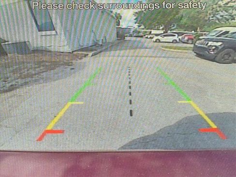 Used 2018 Ford Edge SEL w/ Equipment Group 201A FWD image 11