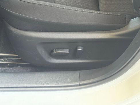 Used 2025 Nissan Altima 2.5 SV FWD image 22