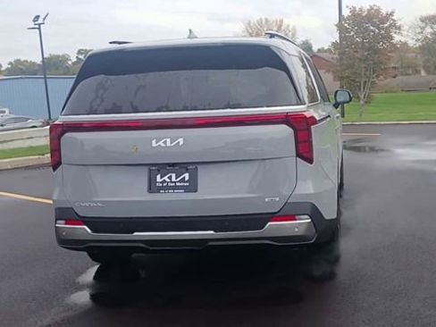 New 2026 Kia Carnival SX image 2