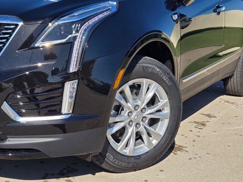 Used 2026 Cadillac XT5 Luxury w/ LPO, Floor Liner Package FWD image 7