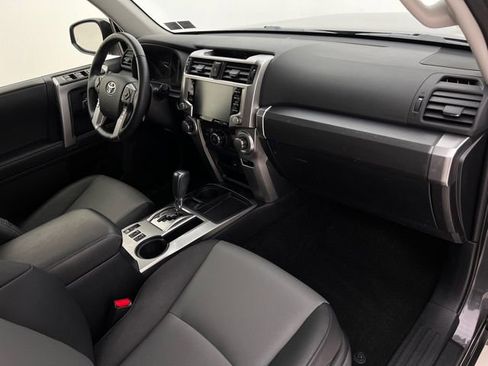 Used 2023 Toyota 4Runner SR5 Premium w/ Moonroof Package RWD image 13