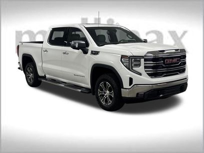 New 2026 GMC Sierra 1500 SLT w/ SLT Convenience Package