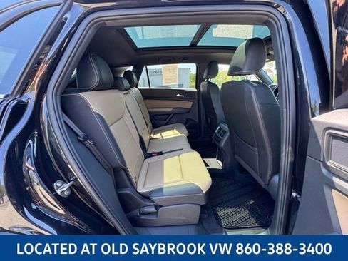 Certified 2023 Volkswagen Atlas Cross Sport SE w/ Panoramic Sunroof Package AWD/4WD image 23