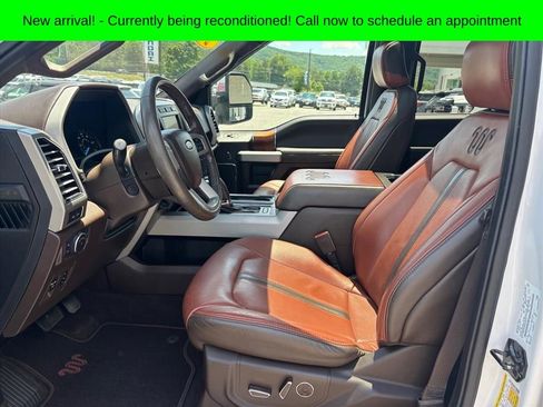 Used 2019 Ford F150 King Ranch w/ Equipment Group 601A Luxury AWD/4WD image 9