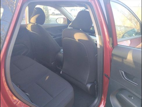 New 2026 Hyundai Kona SE image 12