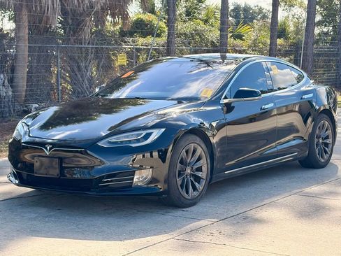 Used 2020 Tesla Model S Long Range image 2