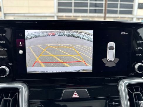 Certified 2023 Kia Sorento SX image 21