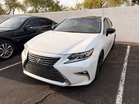 Used 2017 Lexus ES 350 FWD image 2
