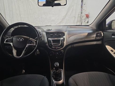 Used 2014 Hyundai Accent SE image 13