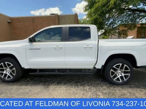 Certified 2024 Chevrolet Colorado Z71 w/ Z71 Convenience Package 2 AWD/4WD image 5