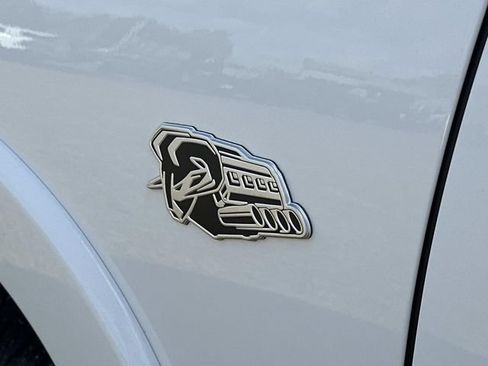 New 2026 RAM 1500 Big Horn AWD/4WD image 17