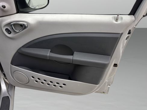 Used 2007 Chrysler PT Cruiser image 24