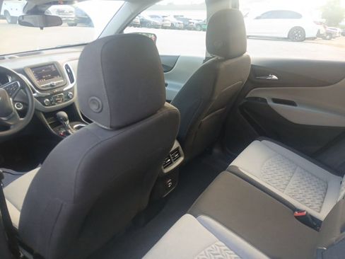 Used 2024 Chevrolet Equinox LS AWD/4WD image 14