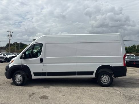 New 2026 RAM ProMaster 2500 w/ Convenience Group FWD image 2
