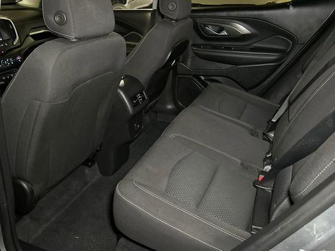 Used 2023 GMC Terrain SLE w/ Driver Convenience Package image 12