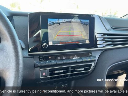 Used 2025 Toyota Camry LE FWD image 17